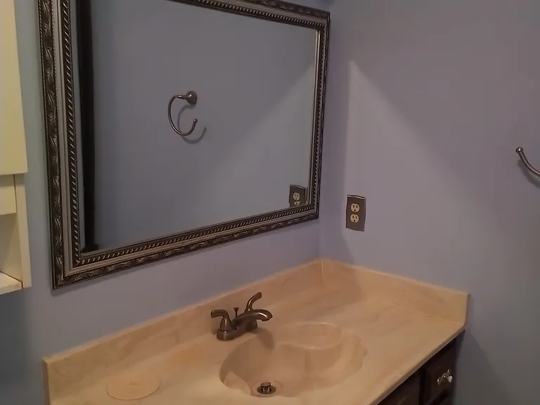 203 Driftwood St — Photo 10