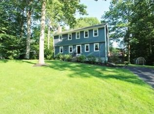 25 Dover Dr, Northbridge, MA 01534