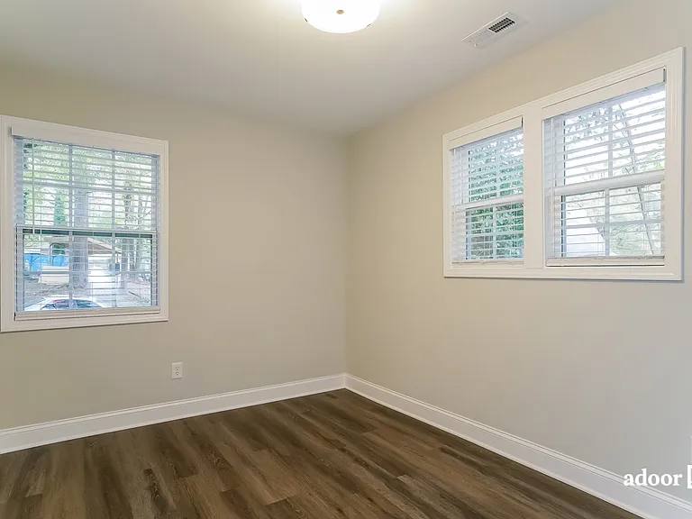 2524 Baney Ct — Photo 10