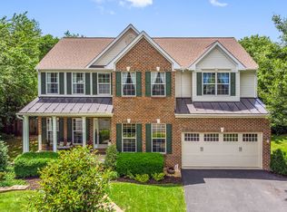 314 Lake View Way NW, Leesburg, VA 20176