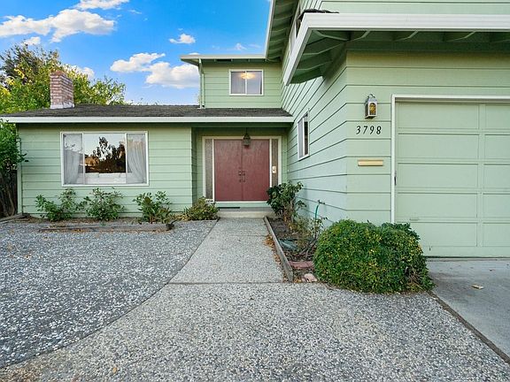 4th image of 3798 Caravella Dr