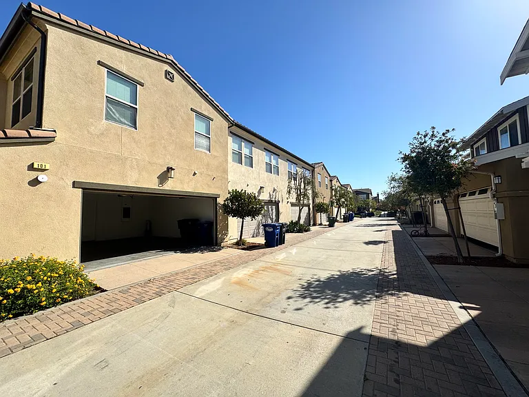 Garage alley - view 2