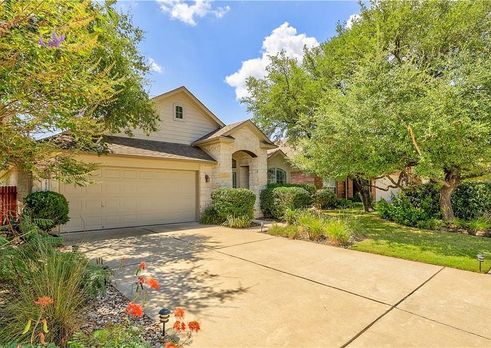 1st image of 2816 Checker Dr