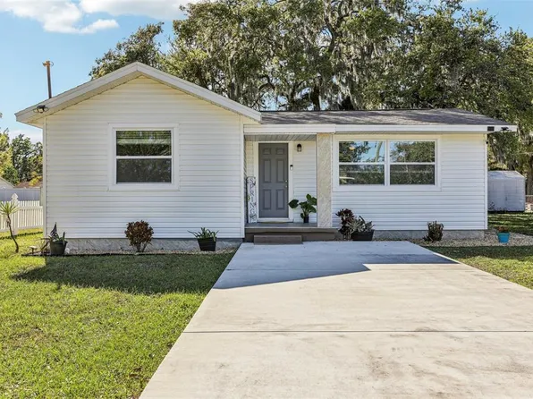 1009 Center St, Plant City, FL 33563