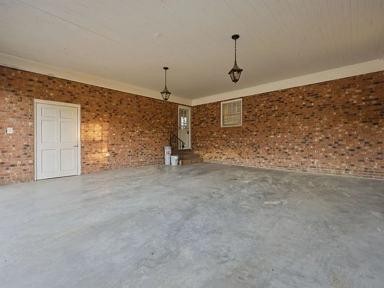 1130 Prospect Church Rd — Photo 33