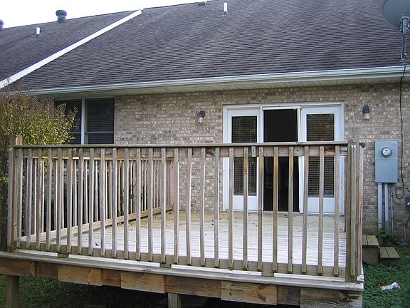 3rd image of 769 Oakpointe Dr