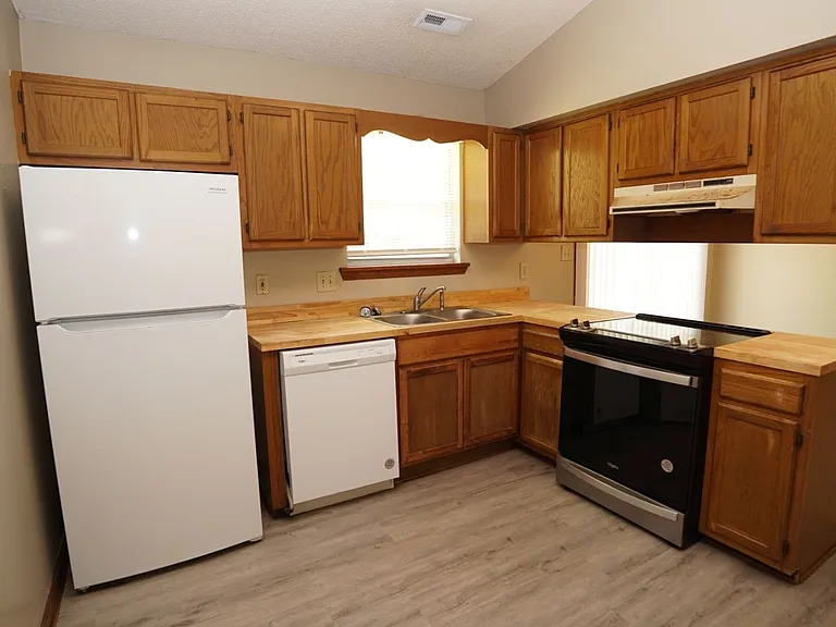 103 N Ginger Dr — Photo 7