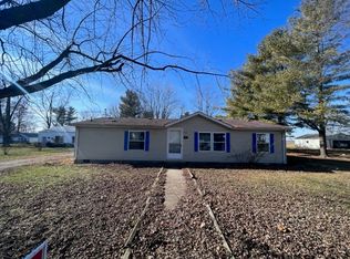 308 N Main St, Arrowsmith, IL 61722