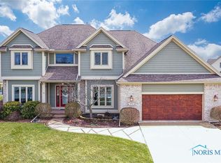 972 Lafayette Blvd, Bowling Green, OH 43402