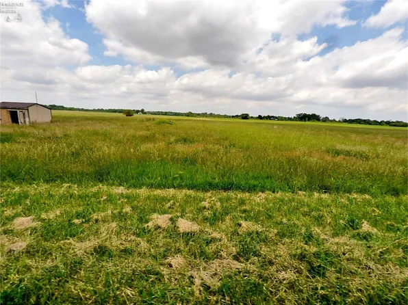 2846 County Road 65, Fremont, OH 43420