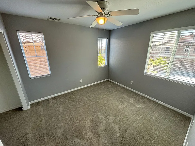 10612 Forum Peak Ln — Photo 36