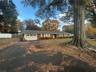 3011 Carrollwood Dr, Winston Salem, NC, 27103