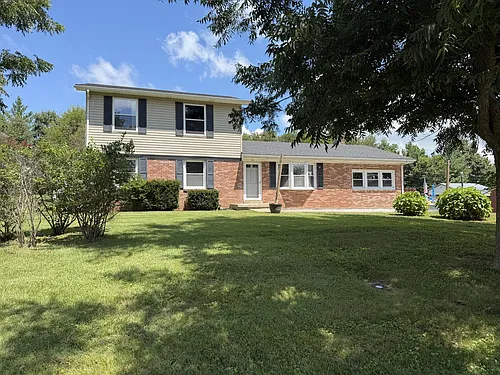 721 Wayland Dr Photo 1