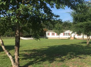 420 Carlton Rd, Wake, VA 23176