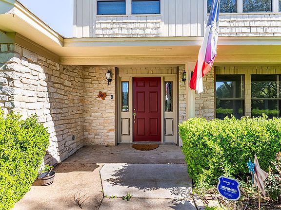 3rd image of 663 Coxs Oak Valley Rd