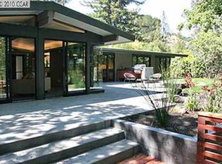 4 Blackthorn Rd, Lafayette, CA 94549