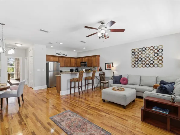 415 Saint Francis St Unit 135, Tallahassee, FL 32301