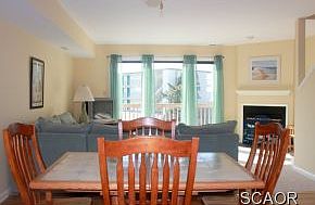 4th image of 123 Bellevue St
