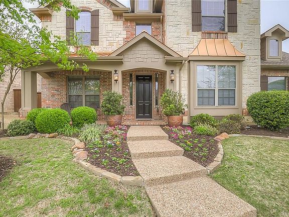 3rd image of 6379 Kiest Forest Dr