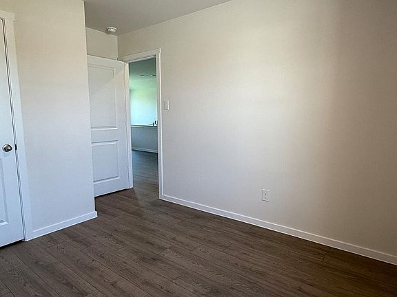 5th image of 505 Northern Red Dr