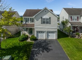 729 Jackson Rd, Stewartsville, NJ 08886