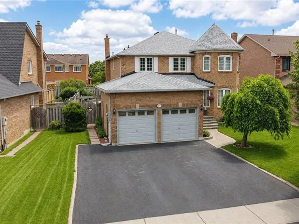 17 Eaton St, Halton Hills, ON L7G 5L4