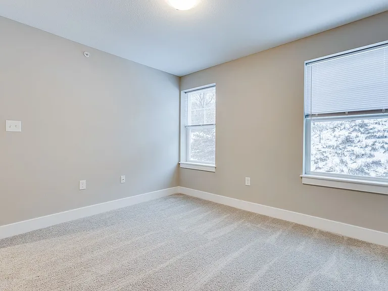 5003 Stefano Dr — Photo 40