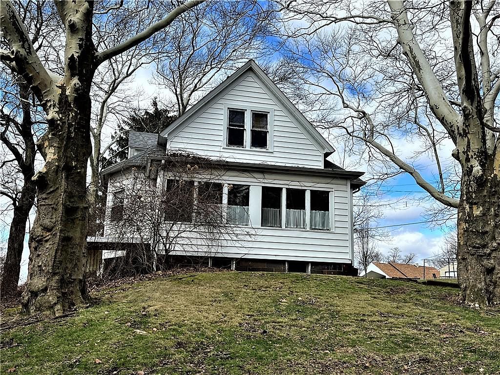 1075 Chapel Rd, Monaca, PA 15061 Zillow