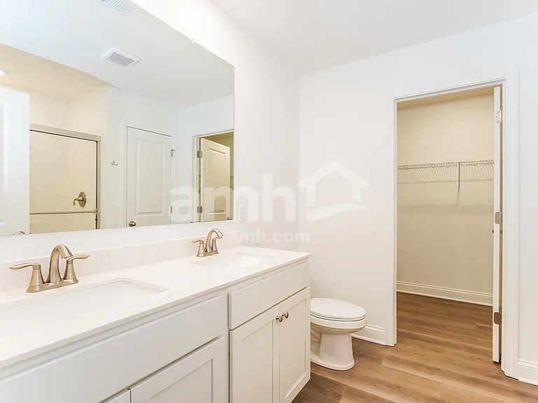 1080 Broyles Xing — Photo 14