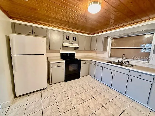4 Sunshine Blvd — Photo 11