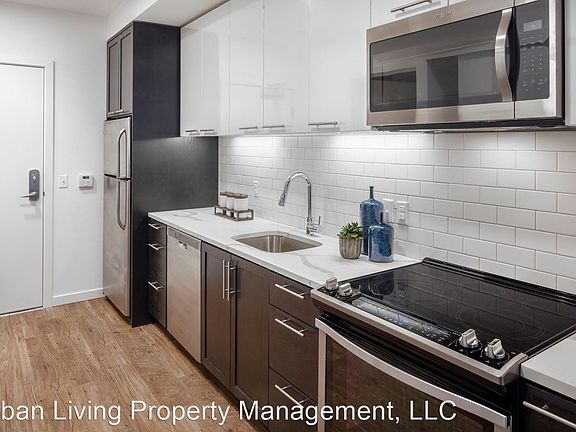 4th image of 7428 N Charleston Ave #221