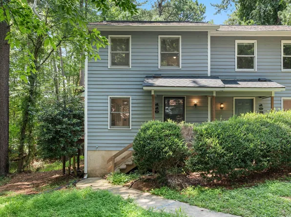 110 S Peak Dr, Carrboro, NC 27510