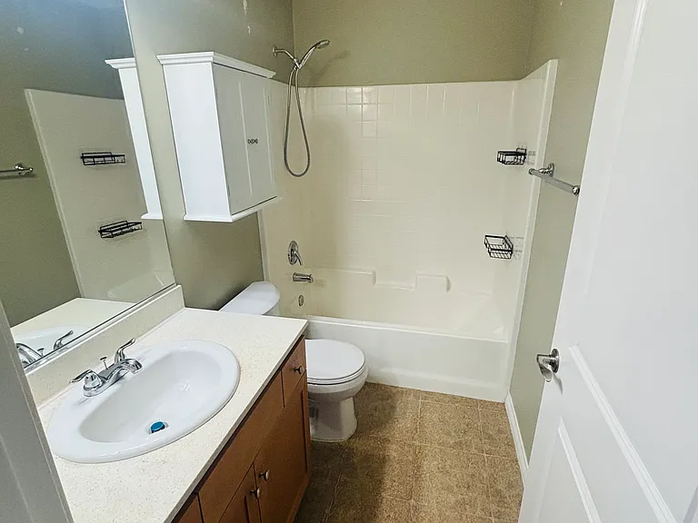 1411 Lomita Blvd #4 — Photo 20