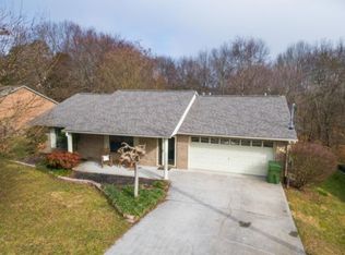 4244 Vercelli Ln, Knoxville, TN 37938