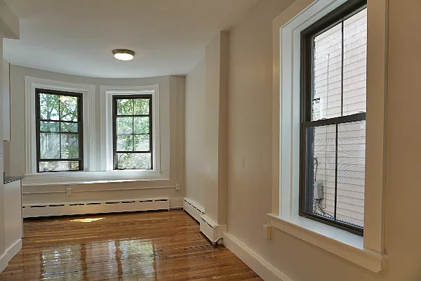 2 bed, 461 sqft, $2,950 — Photo 4