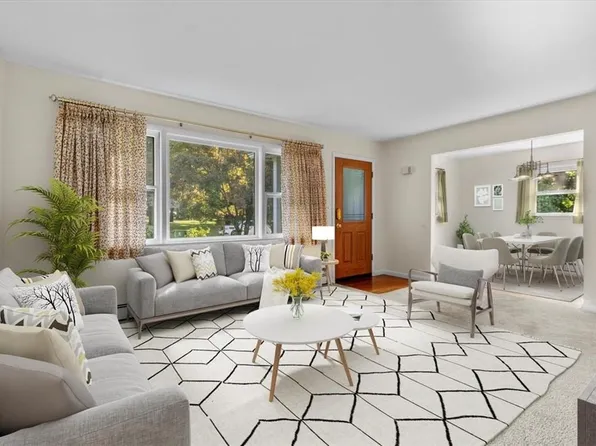 12 Holly Avenue, Florida, NY 10921