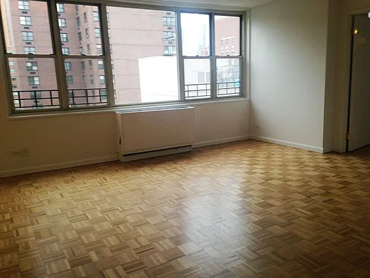 Rented by Manhattan Skyline | media 12