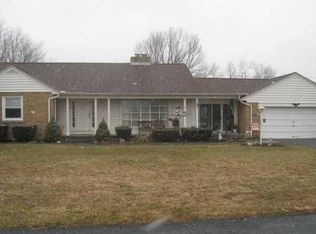 971 Ridge Rd, Grantville, PA 17028