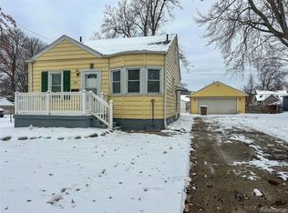 595 E Tennyson Ave, Pontiac, MI 48340