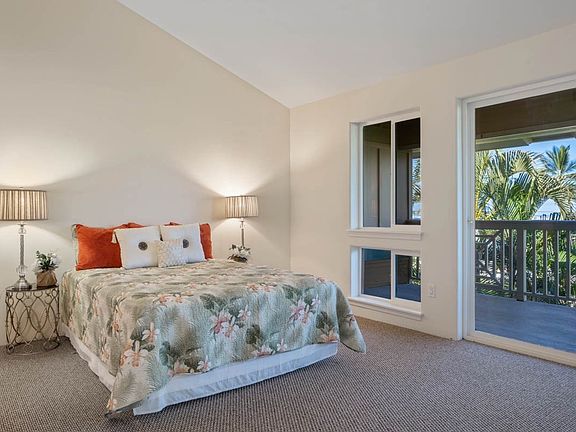 3rd image of 75-5919 Alii Dr APT Ee4