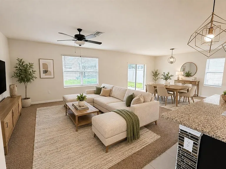 32649 Pez Landing Ln — Photo 2