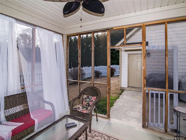 14119 Magnolia Bend Dr — Photo 38