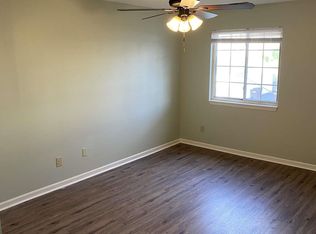 448 Marian Ln APT 10, Florence, KY 41042