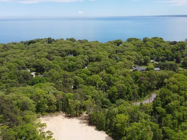128 Ellisville Rd, Plymouth, MA 02360