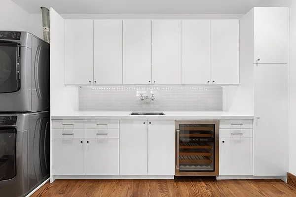 Sold by Douglas Elliman | media 20