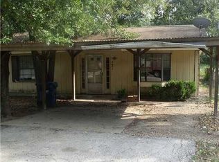 723 W Virginia St, Navasota, TX 77868