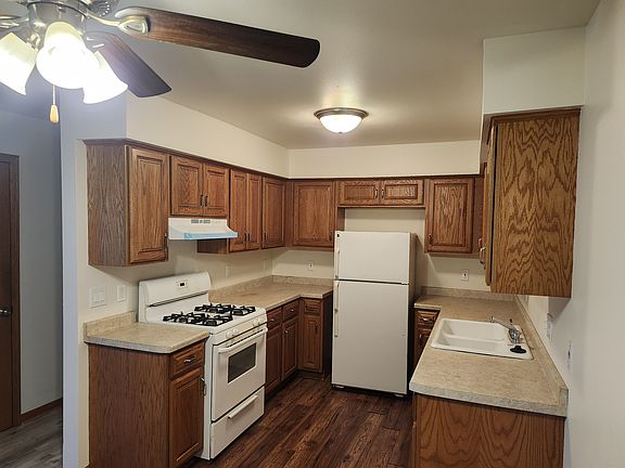 5th image of 4812-24 N 104th St #6
