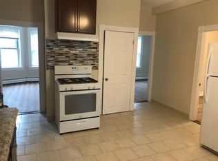 368 Metacom Ave #2, Warren, RI 02885