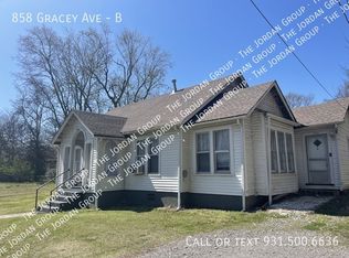 858 Gracey Ave #B, Clarksville, TN