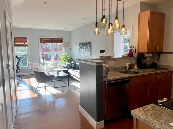 1425 11th St NW, Washington, DC 20001